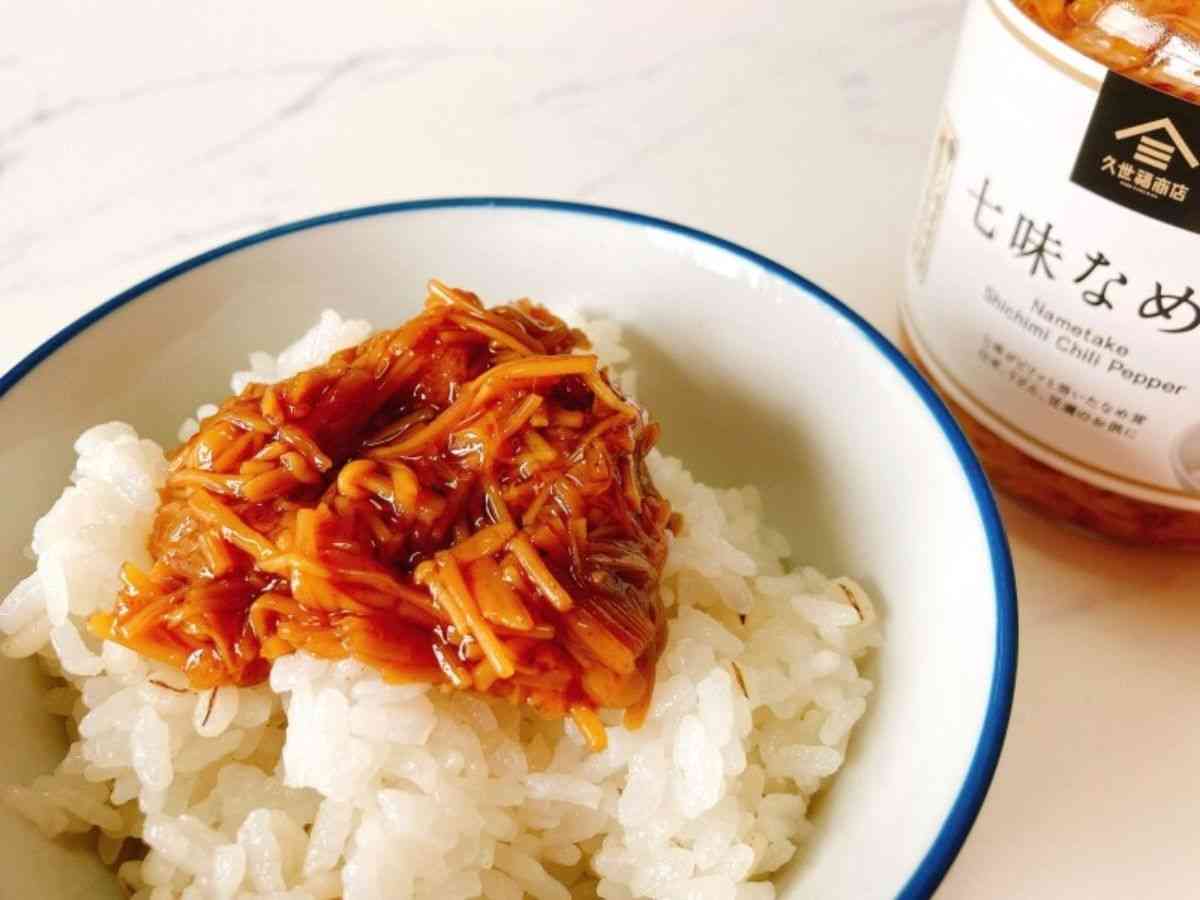 コストコで買える「久世福商店 七味なめ茸 信州の老舗『八幡屋礒五郎』の七味唐辛子入り」