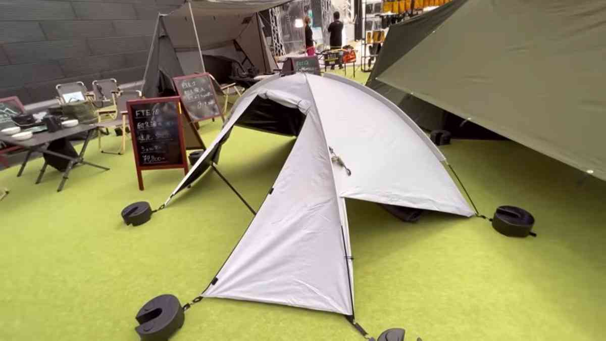 ワークマン2023年秋冬キャンプギアからYouTuberのhurricane_camp / ハリケーンキャンプさんおすすめのテントを紹介